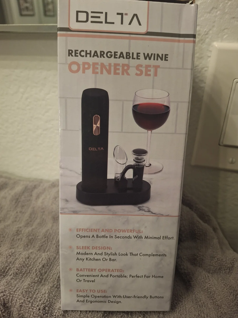 Delta Matte + Rose Gold Rechargeable Wine Opener Set - Black & Rose Gold